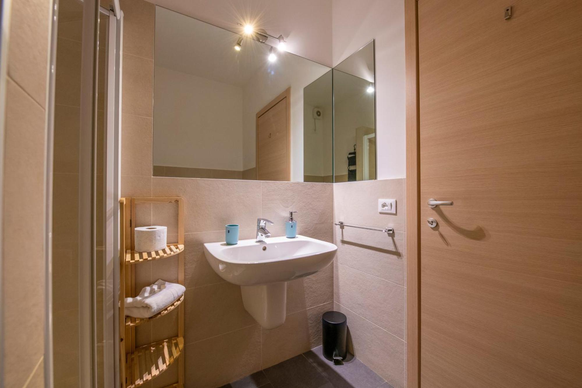 Borgo Trento Home, Incantevole Appartamento فيرونا المظهر الخارجي الصورة
